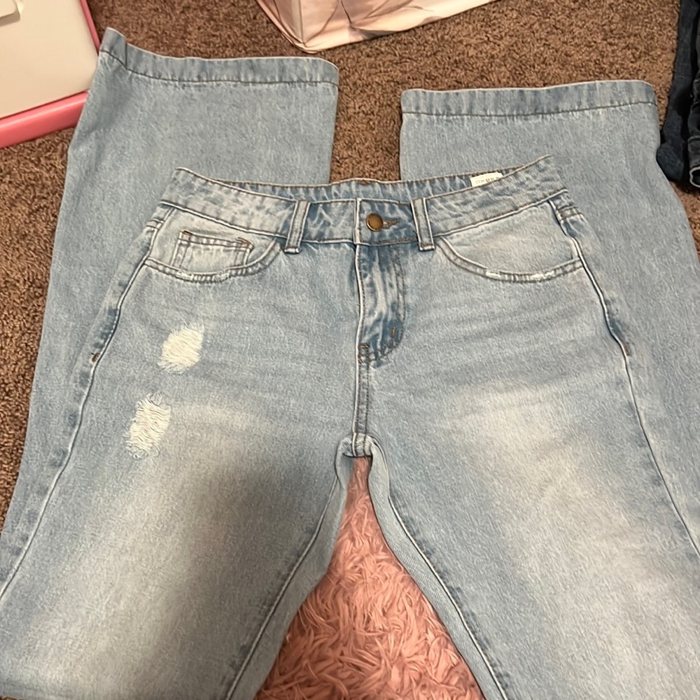 BRAND NEW SHEIN JEANS